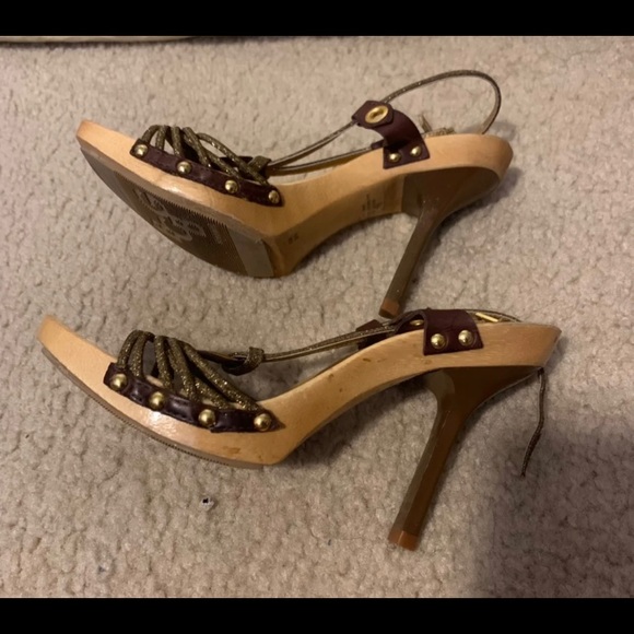 Strappy Heels BCBG - Picture 2 of 2